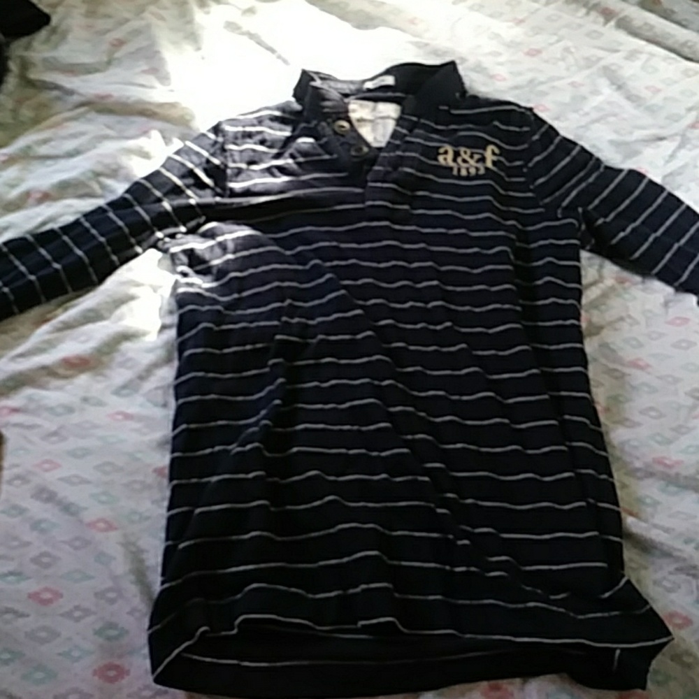 Abercrombie blue white striped